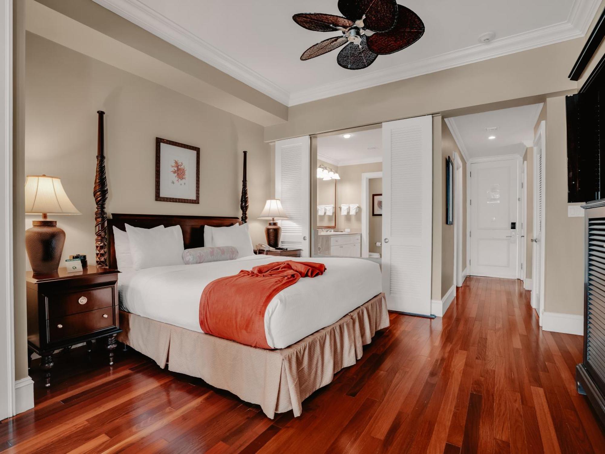 Valentines Resort & Marina Dunmore Town Экстерьер фото